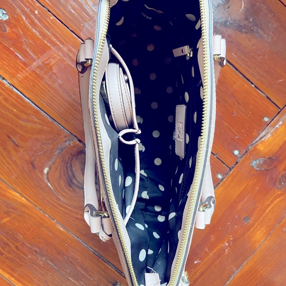 Baby Pink Anne Klein Purse - Picture 3 of 3